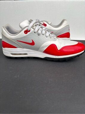 Nike Men’s White and Red Athletic Sneakers with Air Cushion